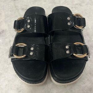 Women’s size 8 J Slide sandals